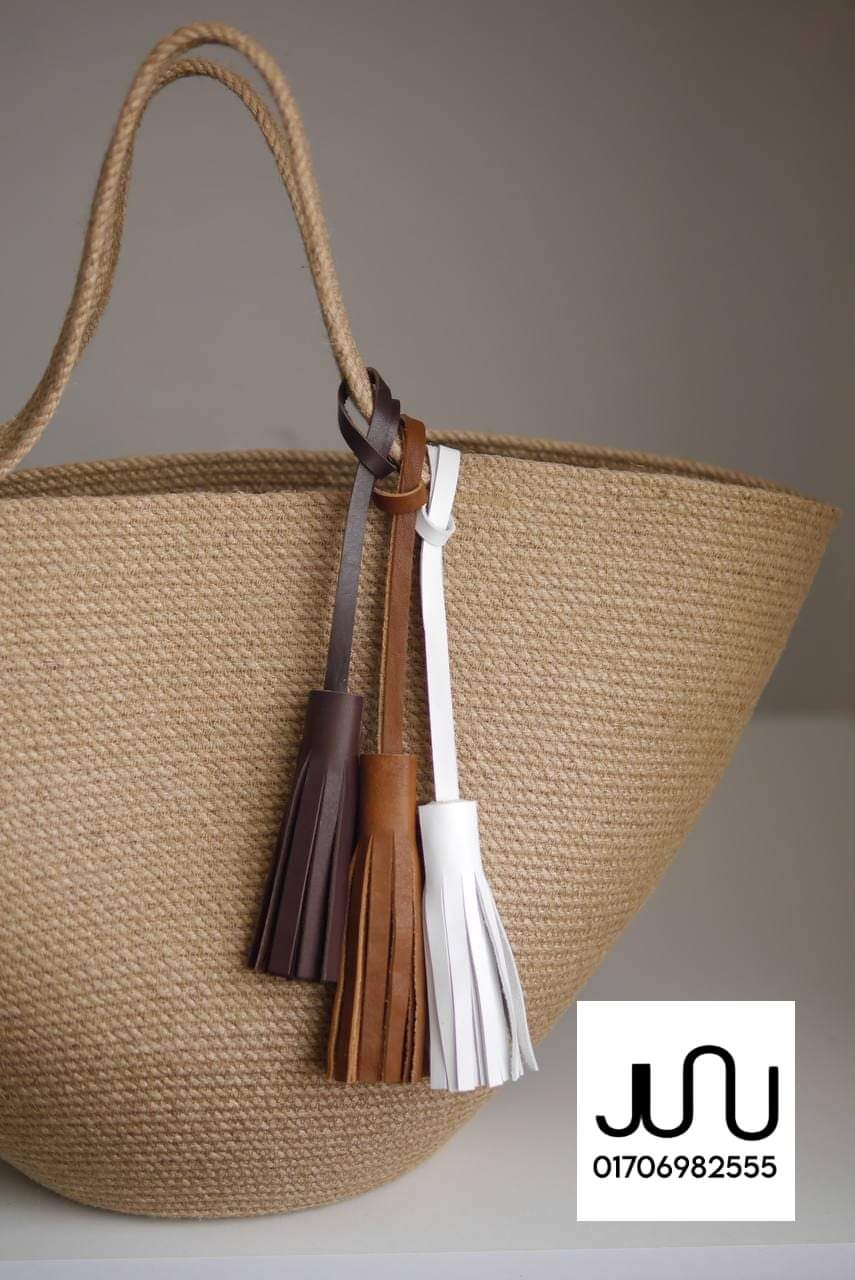 Rope basket bag with leather tassels